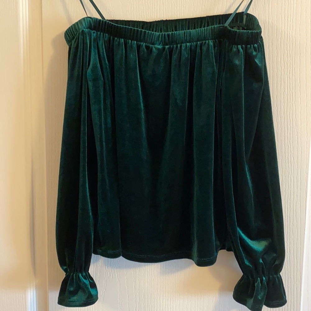 One Clothing off shoulder green velour top - Sz XS